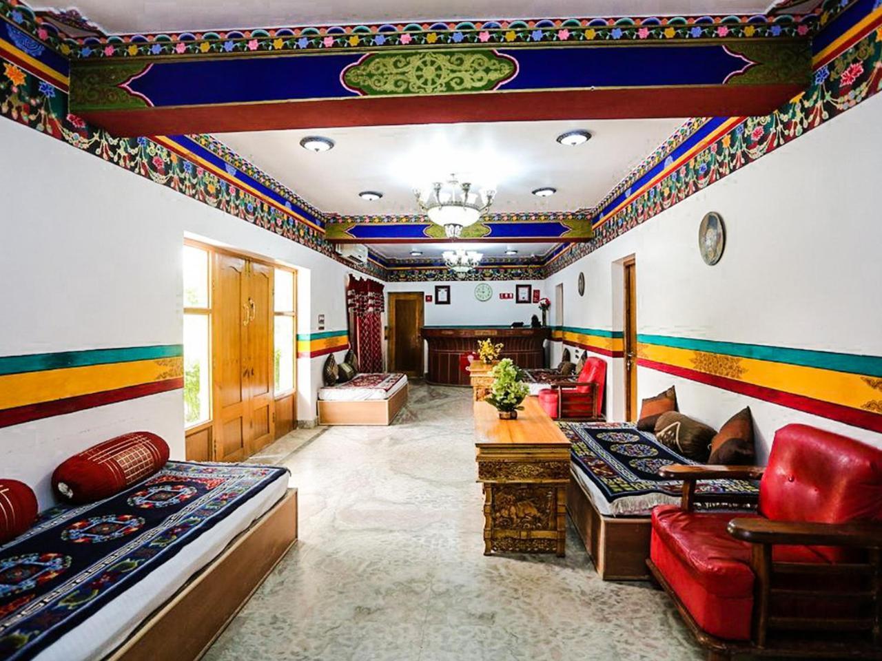 Hotel City Palace Leh Exteriör bild